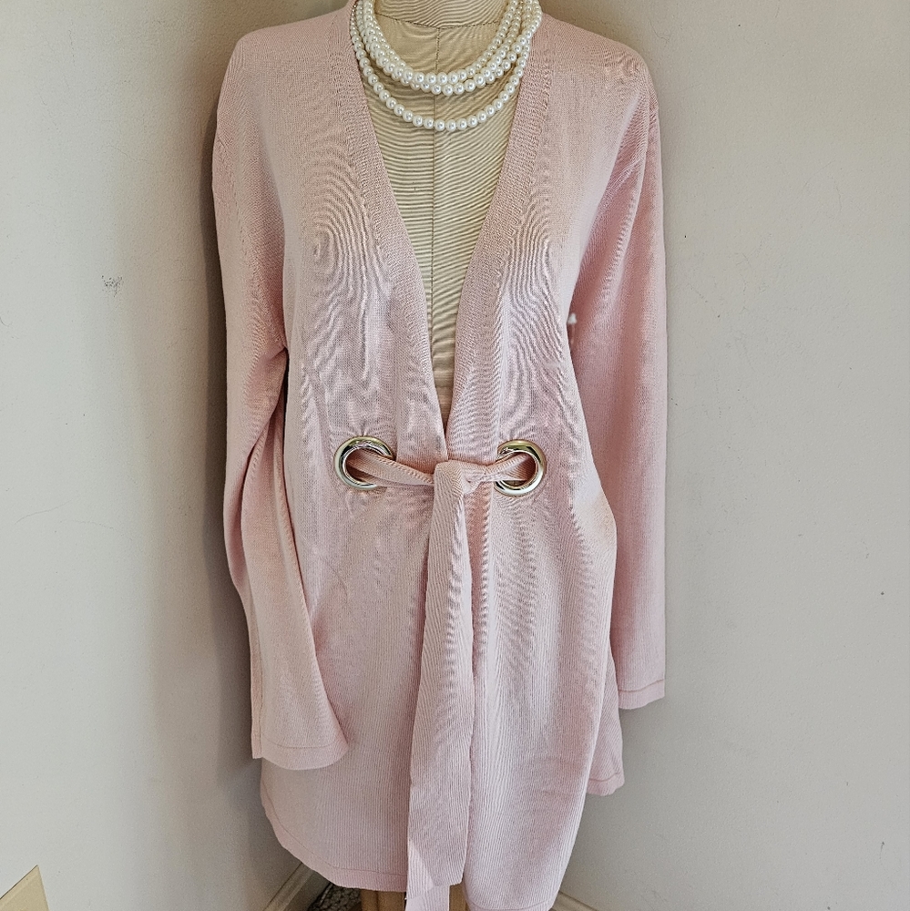 Elegant Pink Women's Sweater with Belt